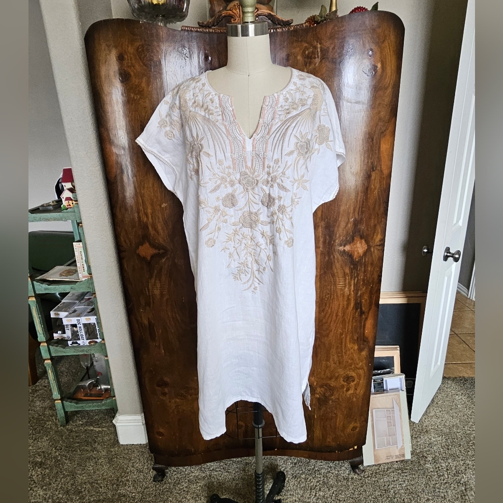 Johnny Was White Floral Embroidered Mini Dress